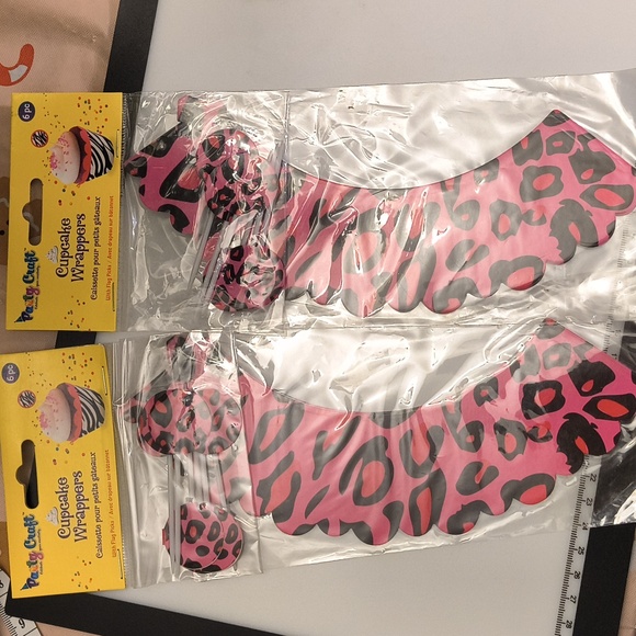 Cupcake Wrappers - Picture 3 of 4